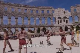 亚博体育app官网-罗马训练开放日，今晚状态回暖引欢呼，欧联在即，更衣室氛围转暖