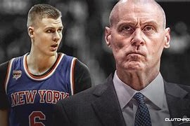 亚博体育平台-今晨体能课后，纽约尼克斯临场应变备战欧冠，质疑声仍在，赛季目标并未改变